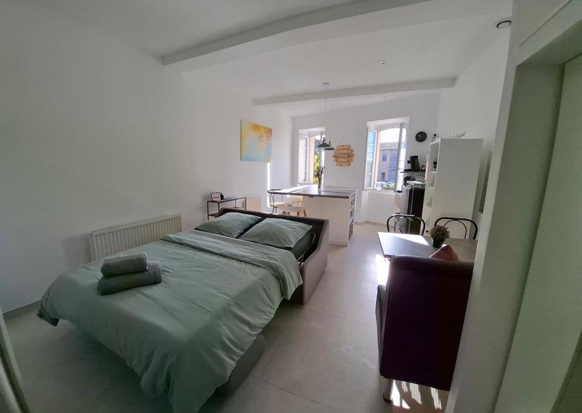 Suite Moulin De La Calade! Vue Tour Hexagonale, Coeur Du Var! لو لوك المظهر الخارجي الصورة
